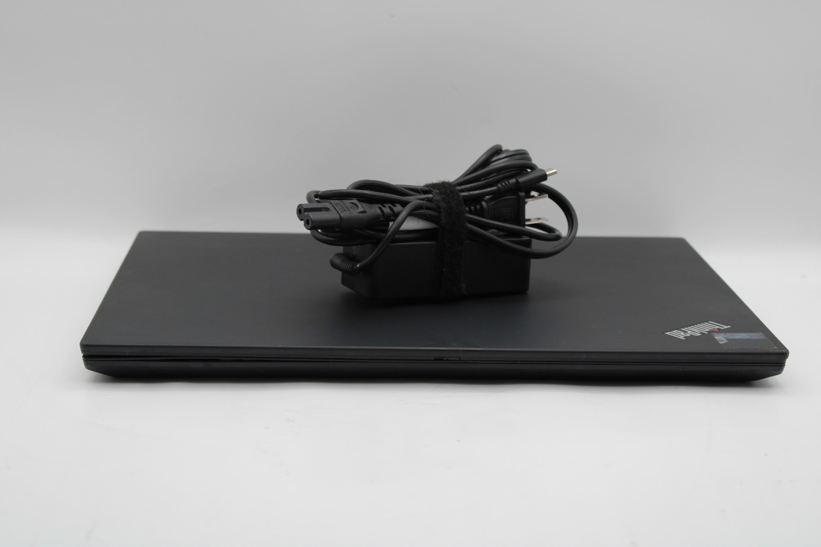 Lenovo ThinkPad T14 Gen 2 _ Ryzen 5-5650U @ 2.3 _ 16GB RAM _ 512GB SSD _ W11P