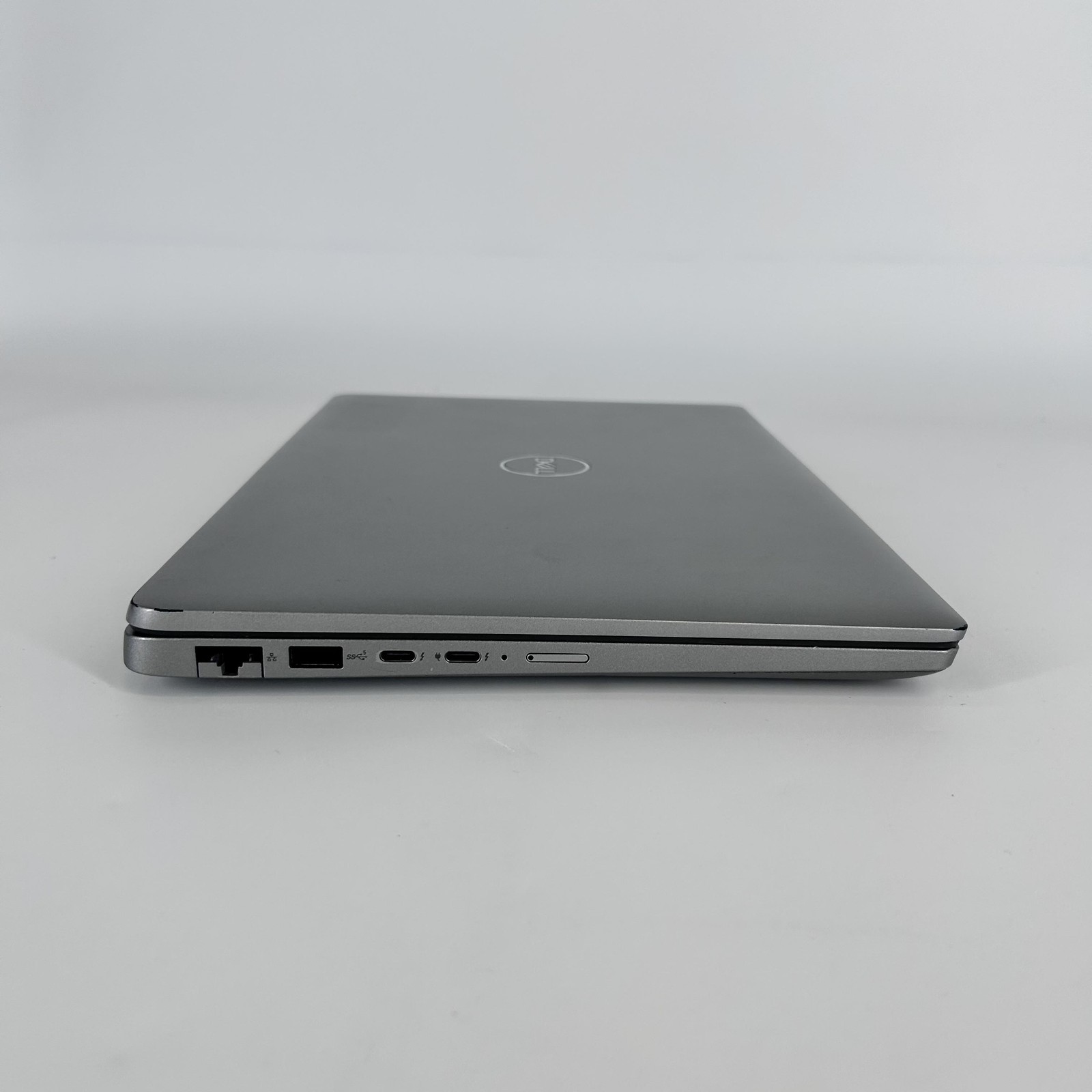 Dell Latitude 5440 14 Gray FHD 1.8 GHz i7-1365U 16GB 512GB SSD Good – WORN KEY