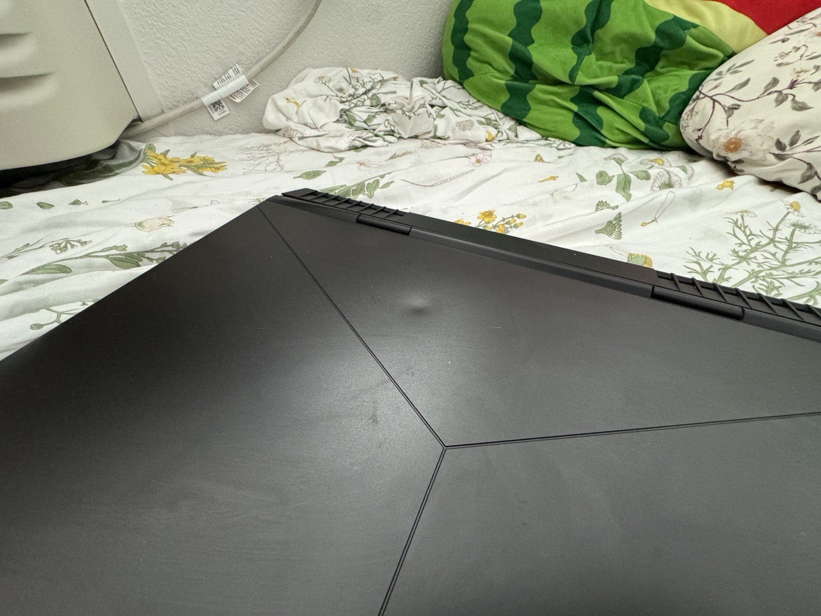 Alienware 17 R5 Gaming Laptop 17in i7-8750H 16GB 256GB SSD+1TB GTX1070