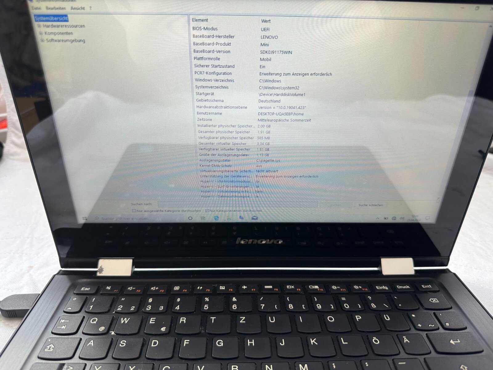 Lenovo Yoga 300 11IBR, 80M1, Conv. Notebook, 2GB Ram, 32GB eMMC Windows 10