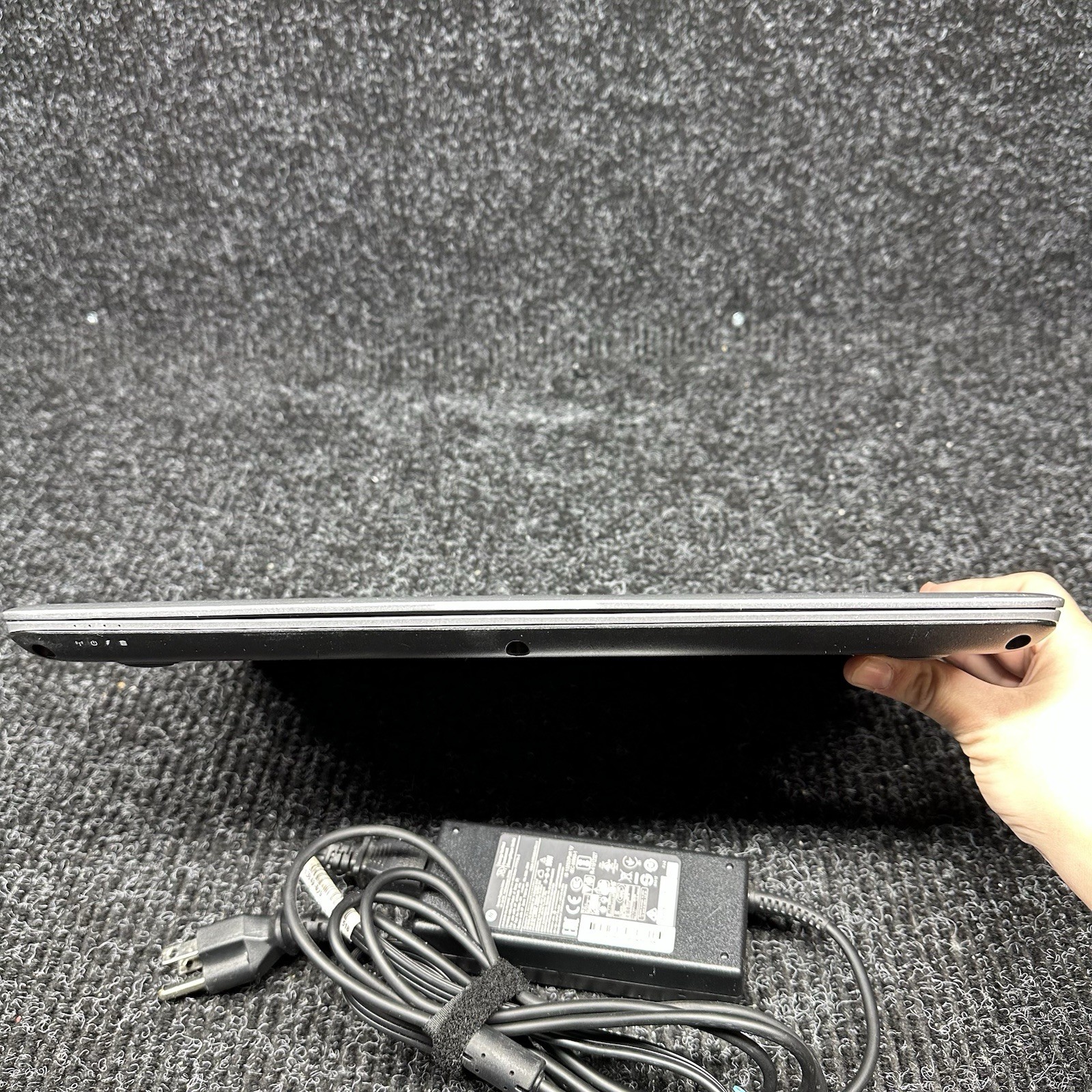 HP MT43 MOBILE THIN CLIENT 14” AMD PRO A8-9600B R5 8GB RAM w/AC NO SSD BAD BATT