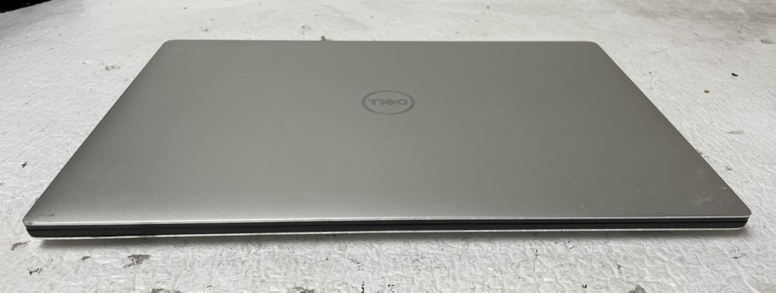 Dell XPS 15 7590 Intel i7-9750H @2.60GHz 16GB RAM NO SSD No Power For Parts