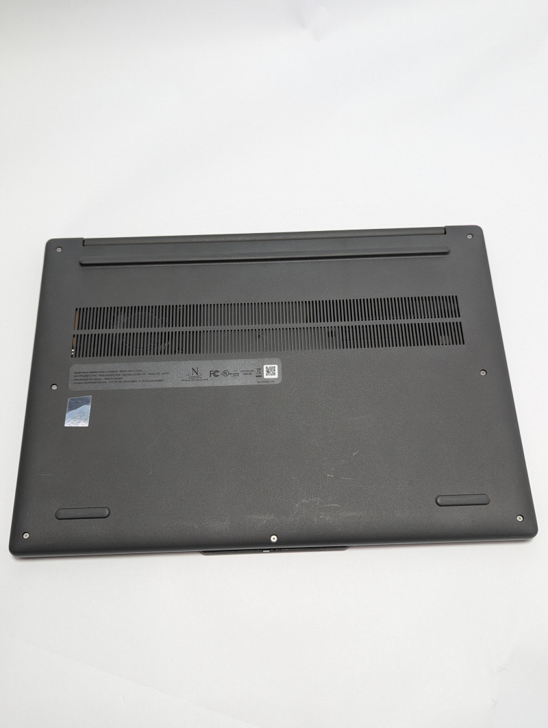 Lenovo IdeaPad Slim 3x Snapdragon X 16GB RAM 1TB SSD 15.6″ Touch WUXGA 1920×1200