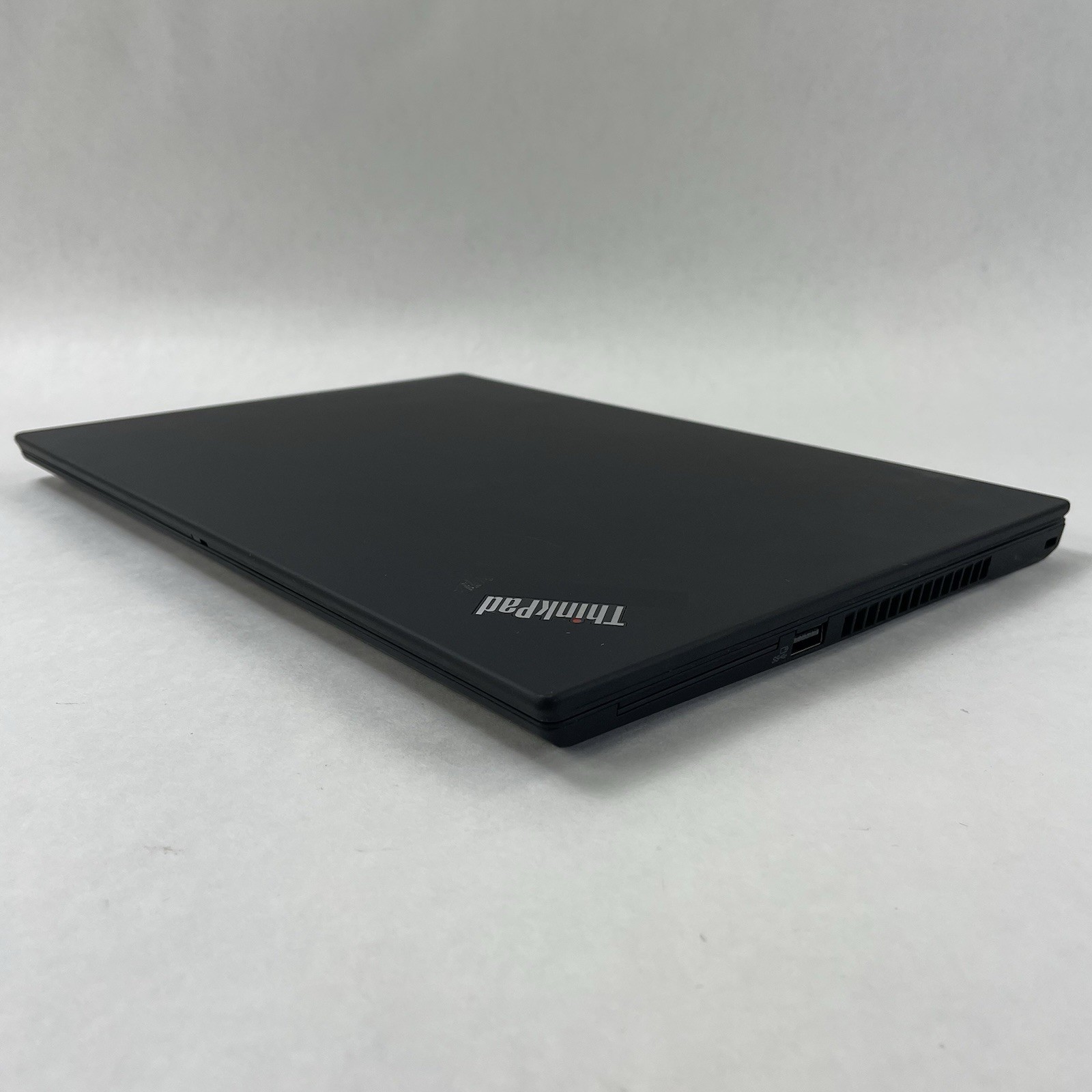 Lenovo ThinkPad T14 Gen2i 14″ i5-1145G7 2.60 GHz 16 GB RAM No SSD/OS/AC/Batt