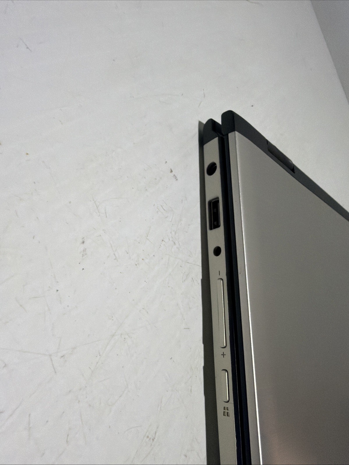 Toshiba Satellite 15″ Laptop i5 4th Gen 4gb Ram No Drives Bios Lock / Password