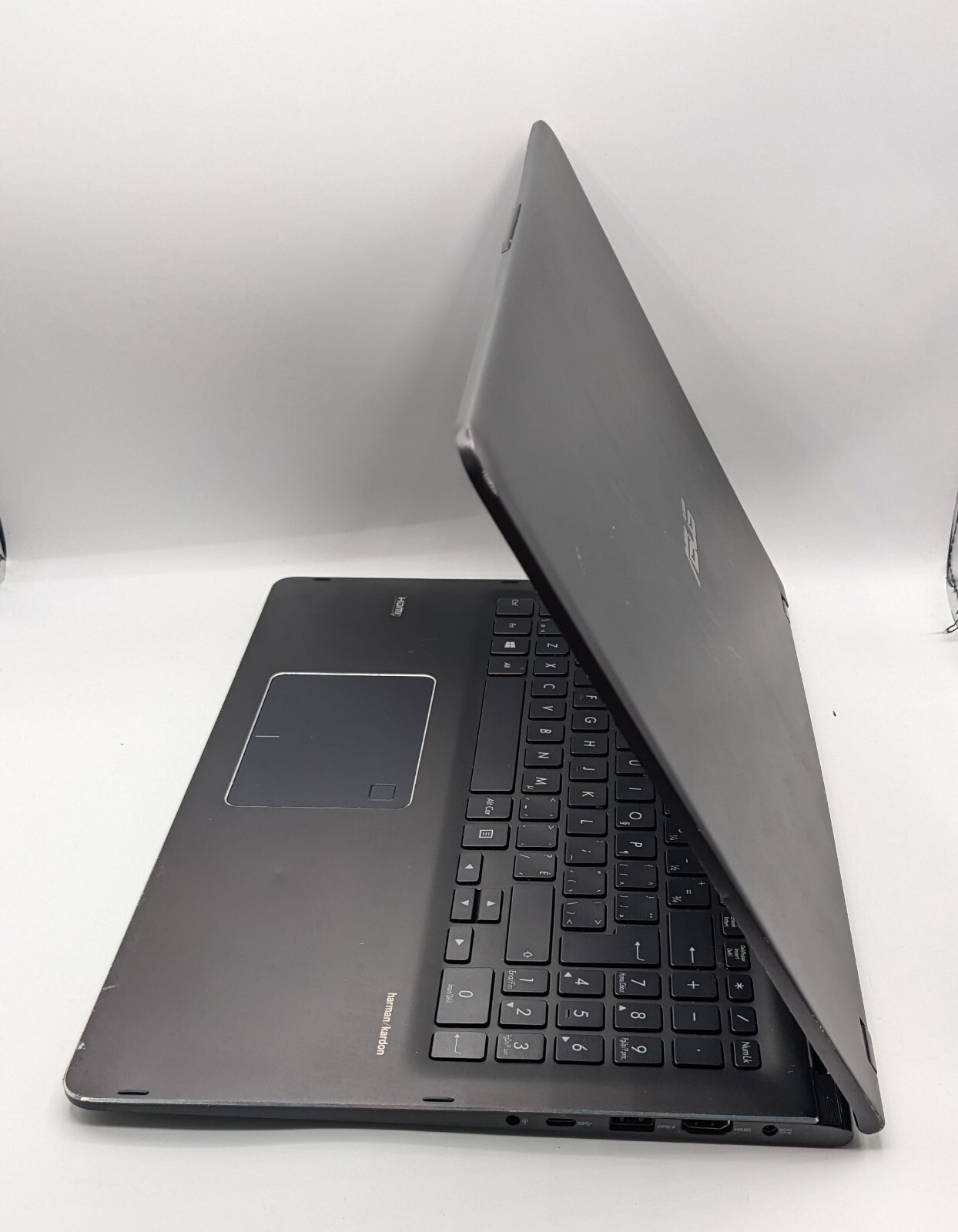 Asus Ux561u Zenbook Flip Intel I5-8250u,8gb RAM,512gb SSD,Touch Screen Laptop