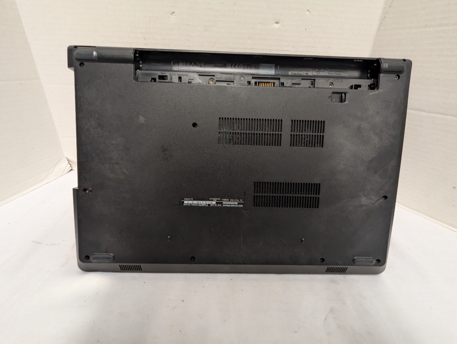 Dell Inspiron 15-3567 15″ laptop intel i3 7th gen 8gb ram no ssd