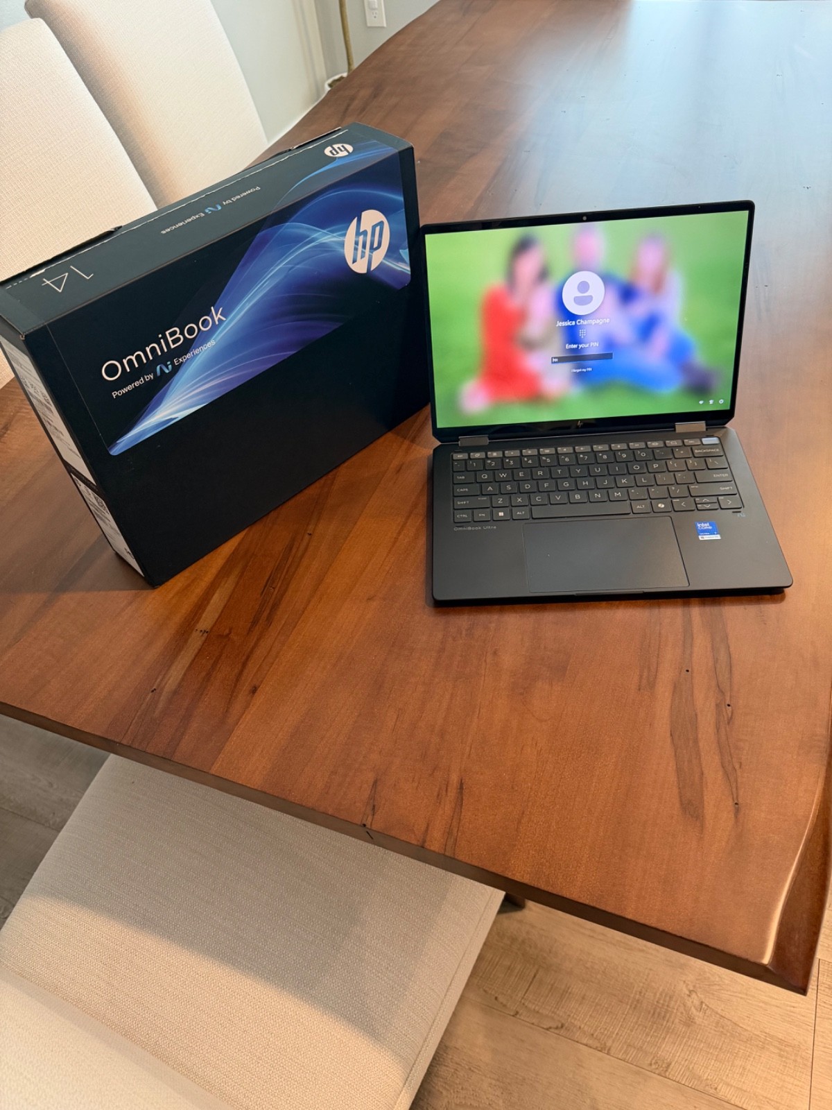 HP 14 inch OmnoBook Ultra Flip Touchscreen