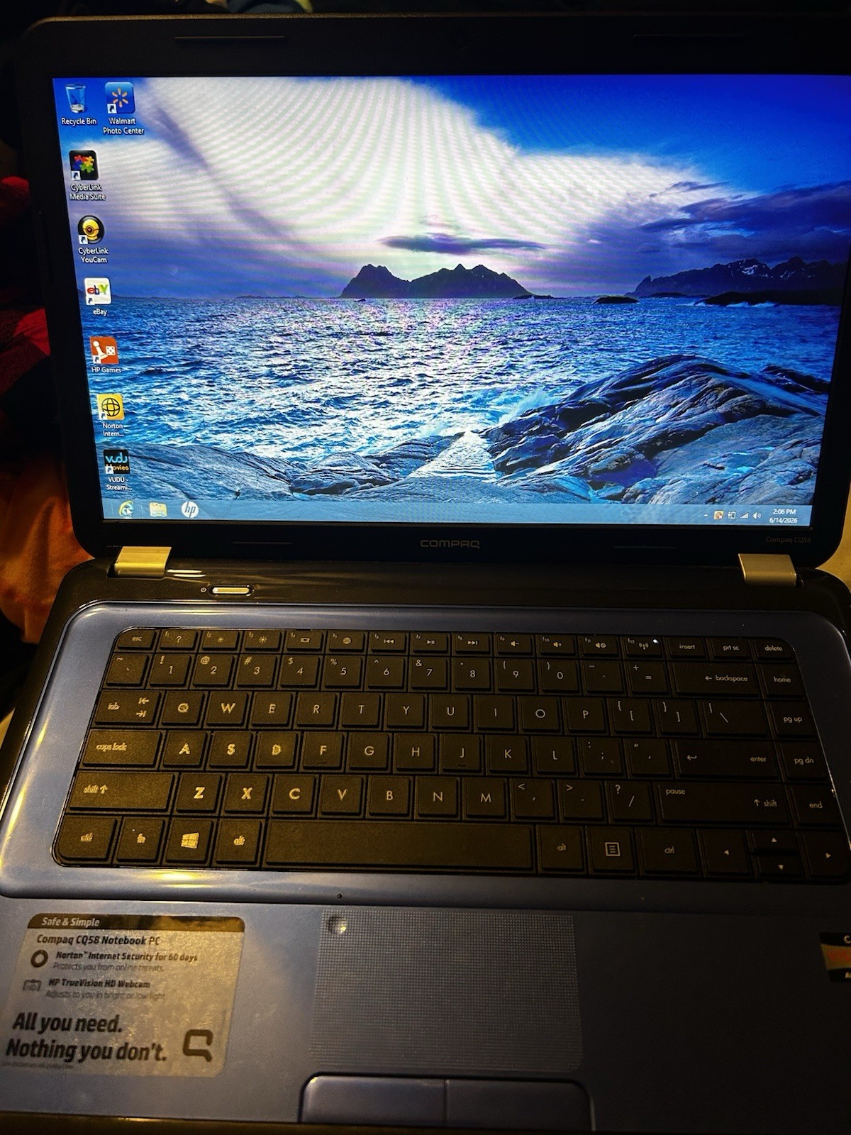 Compaq CQ58 15.6″ Blue Laptop AMD E1-1500 4GB RAM 500GB HDD Win 8 Charger