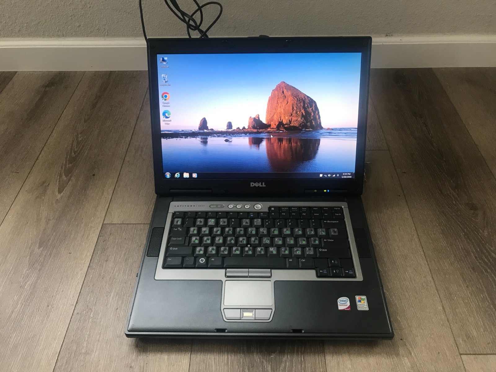 Dell Latitude D830 15.4″ Intel Core 2 Duo T7500 2.20GHz 3GB RAM 80GB HDD Win 7