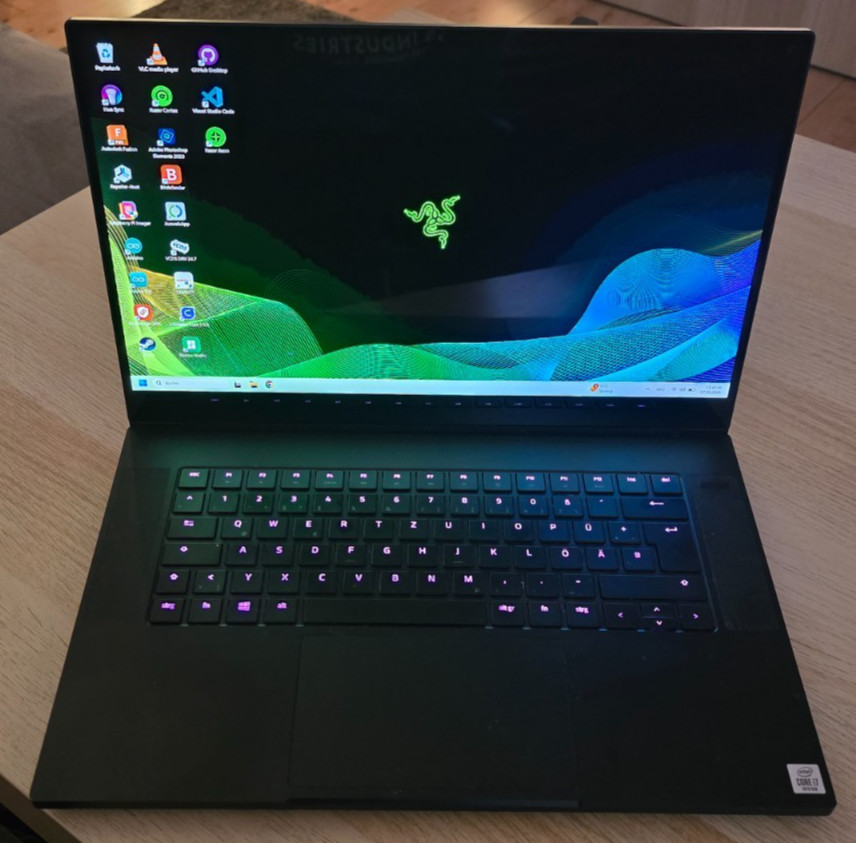 Razer Blade 15 Advanced OLED RTX2080 Super 64GB Ram