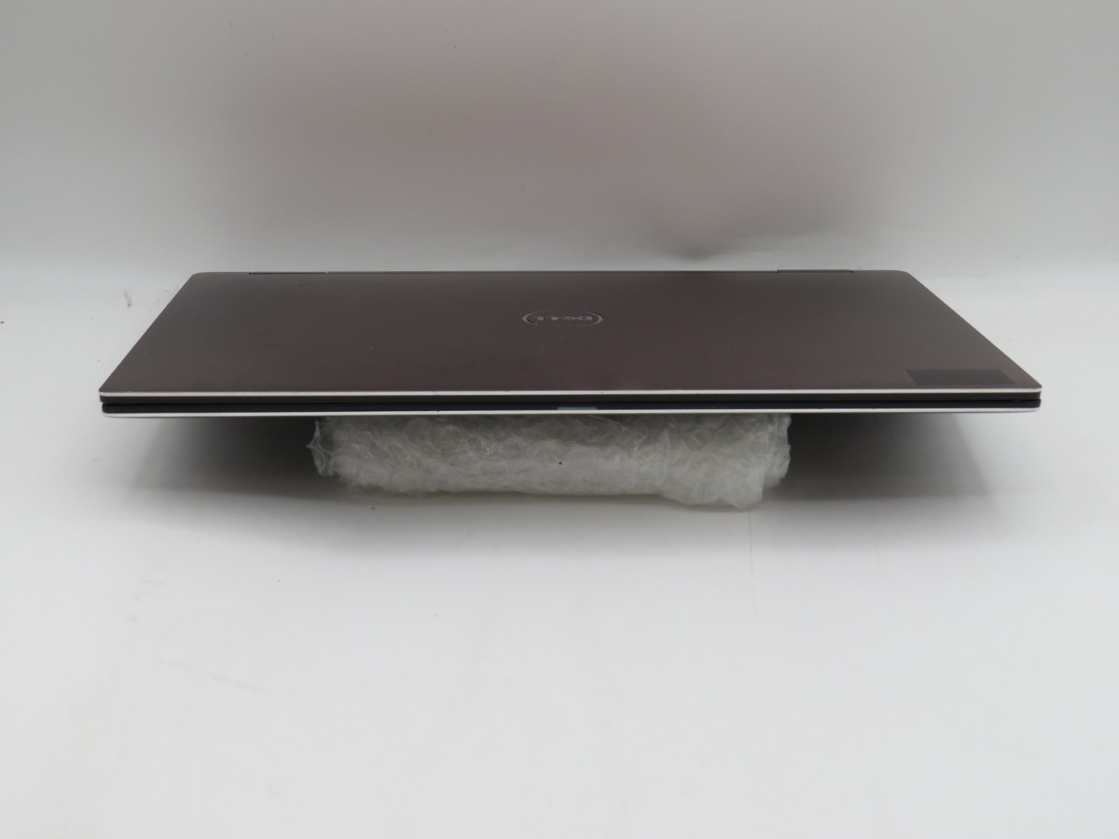 Dell XPS 13 9365 | i5-8200Y@1.3GHz | 8GB RAM | 13.3″ | No HDD/OS/AC/Batt | Parts
