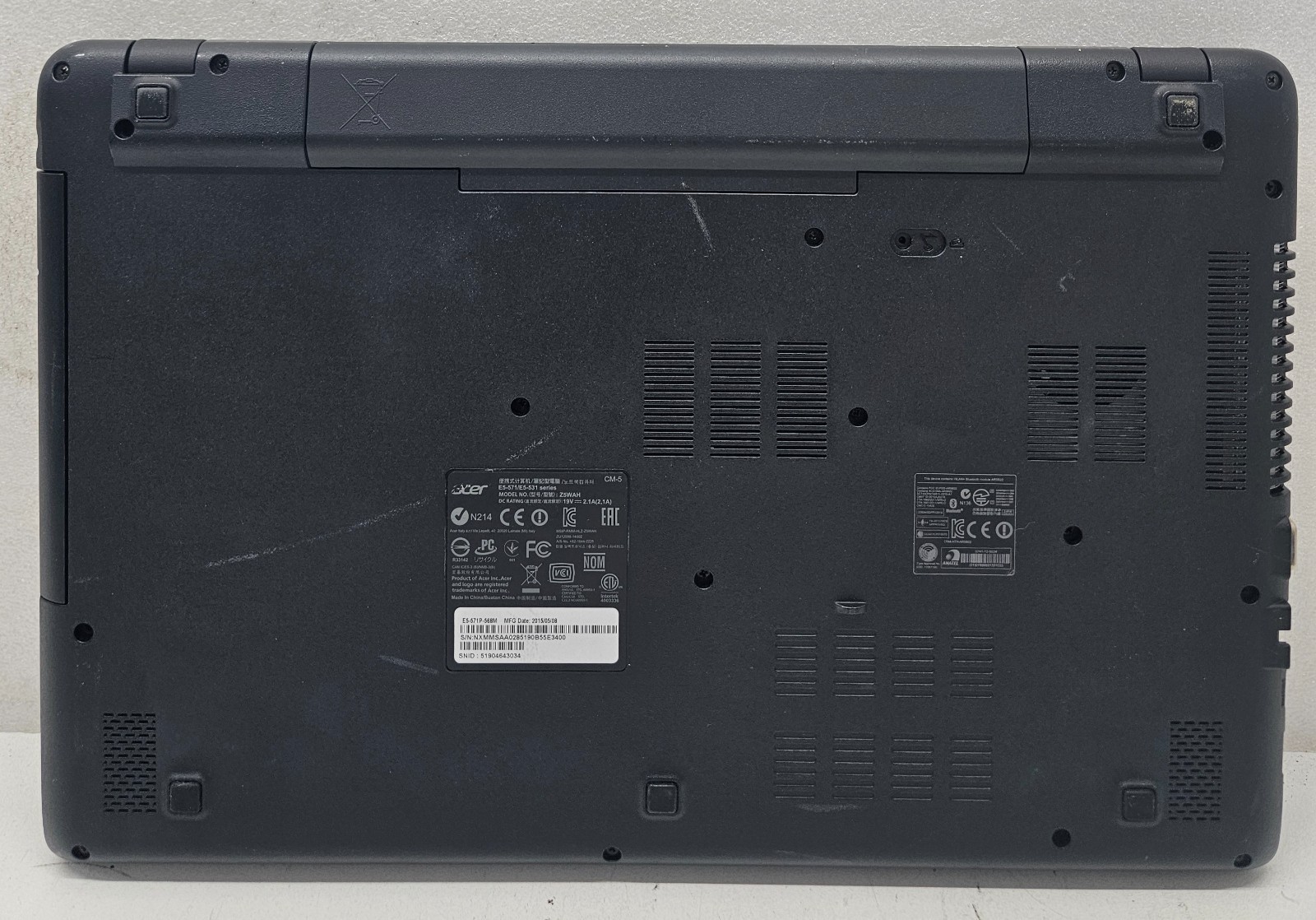 Acer Aspire E15 Touch E5-571P-568M Laptop Intel i5-5200U 8GB Ram 1TB WIN 10 (FL)