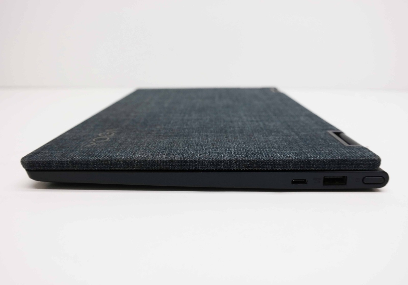Lenovo Yoga 6-13ARE05 13.3″ Ryzen 5 4650U 8GB 256GB