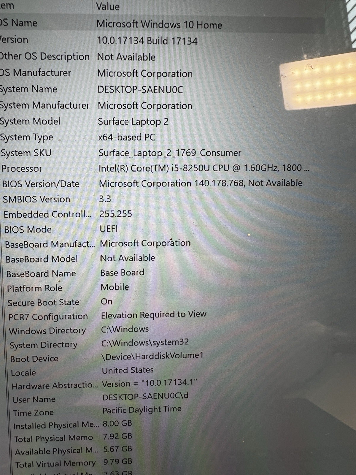 Microsoft Surface laptop 2 13.5″ (256GB, Intel Core i5 8th Gen. 1.60 GHz, 8 GB)