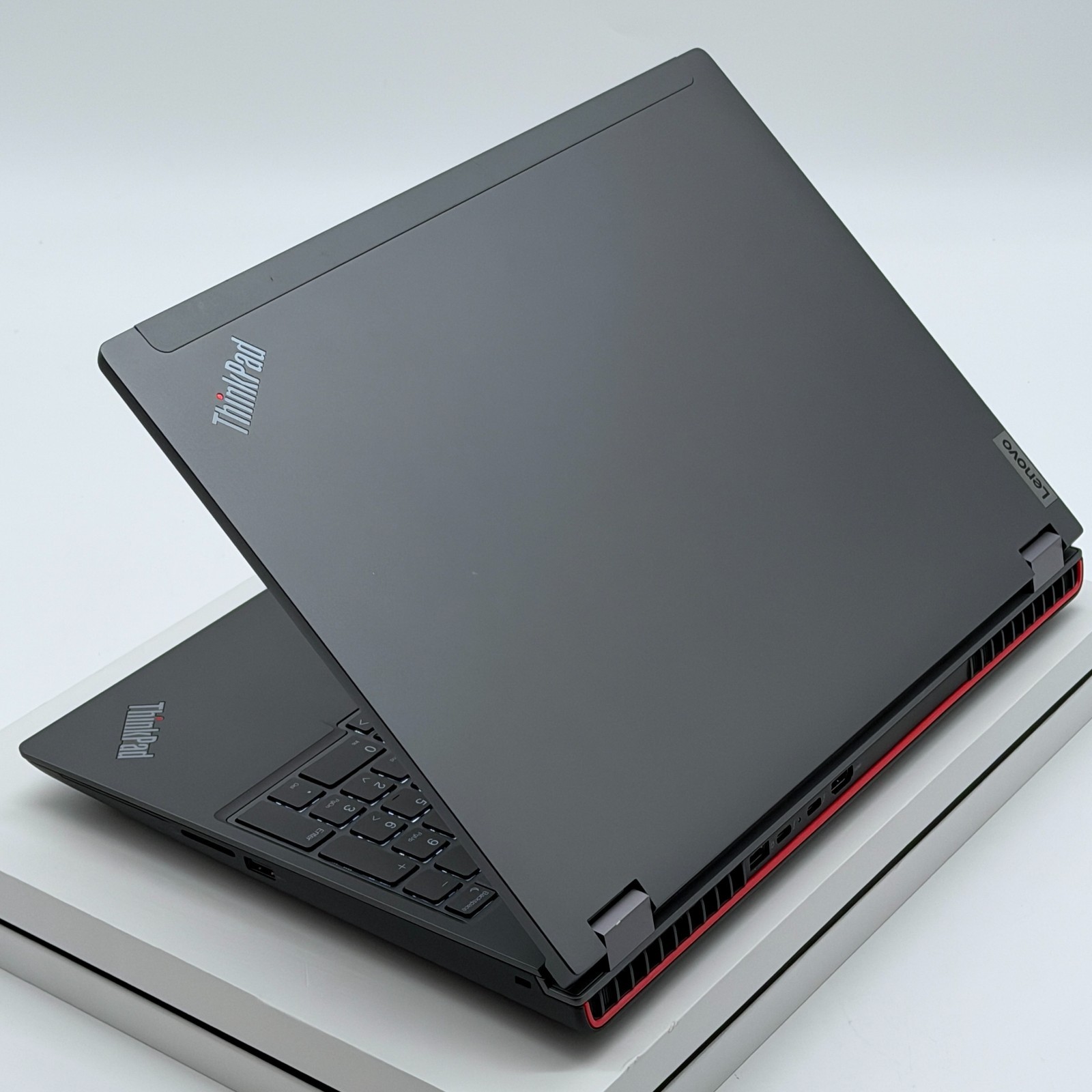 Lenovo ThinkPad P16 16″ Workstation I7-12800HX 4.8GHz NVIDIA RTX A1000 WARRANTY