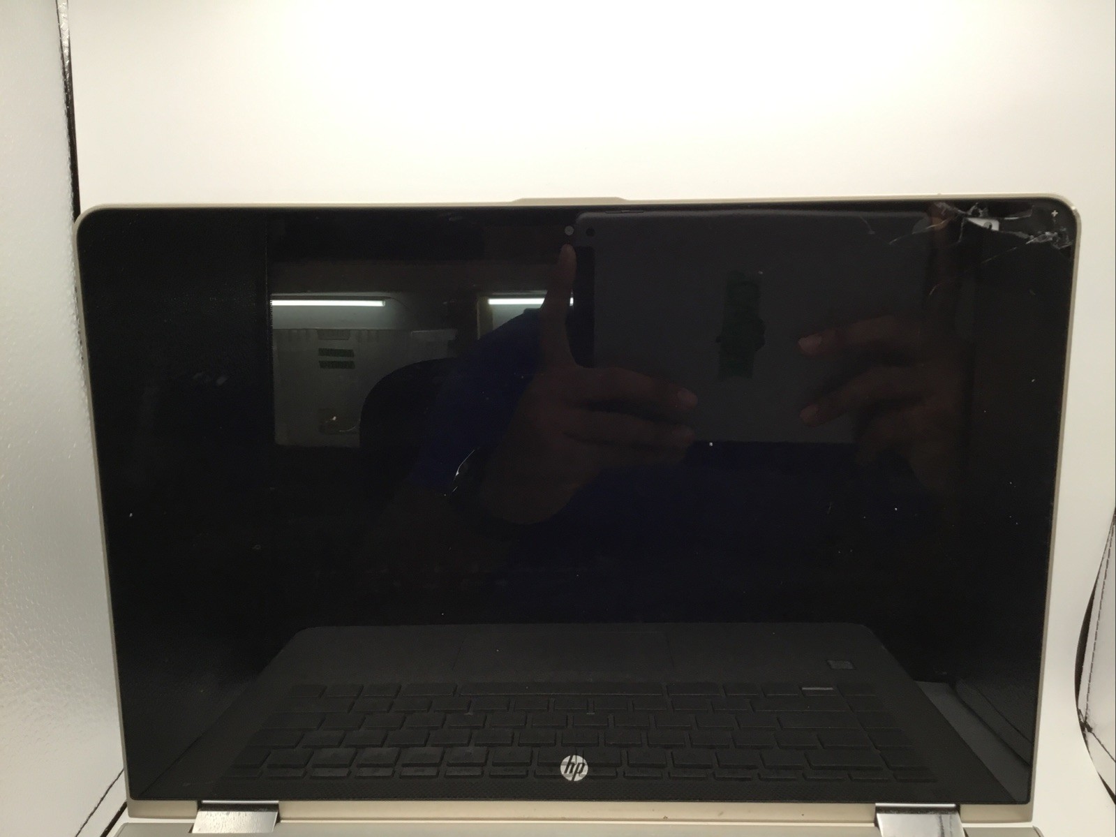 HP Pavilion x360 14″ Laptop i5-8250U 8GB RAM 128GB SSD Win11Home Used READ