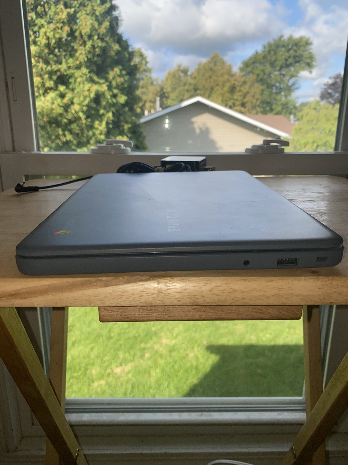 Samsung Chromebook 3 Model XE501C13-K02US (See Pics)