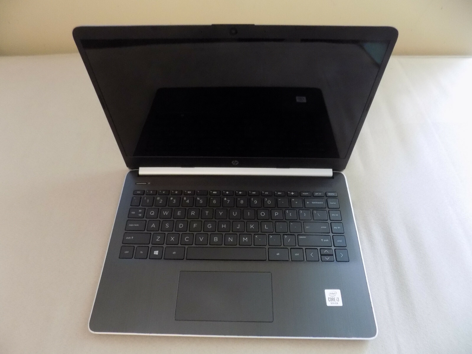 HP 14-dq1033cl i3 tenth gen, 8GB RAM 128GB SSD, (Nice!)
