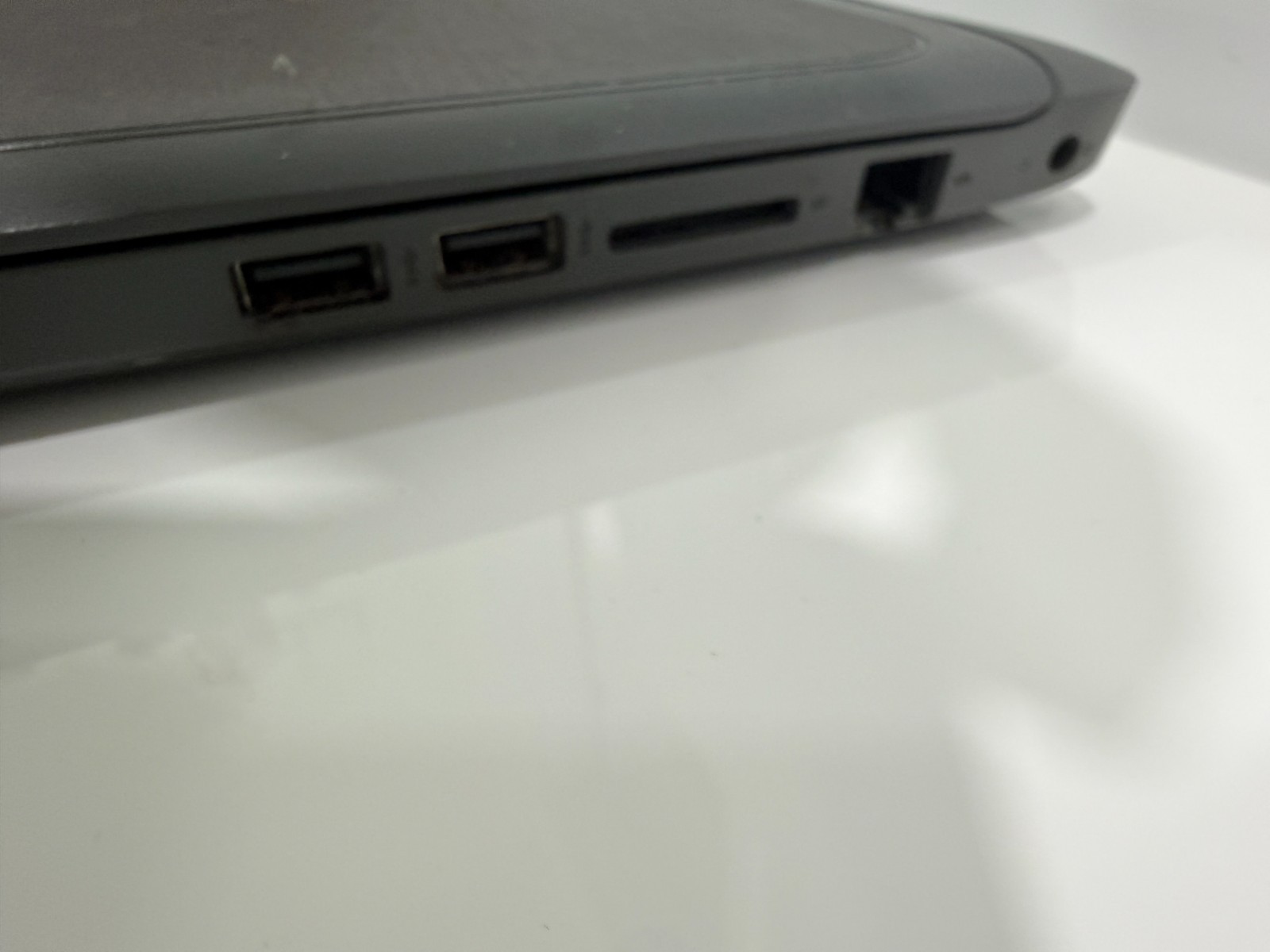 Bulk Tech Clearance Lot (3) Mixed PC Laptops Sold Strictly For Parts / Repair HP