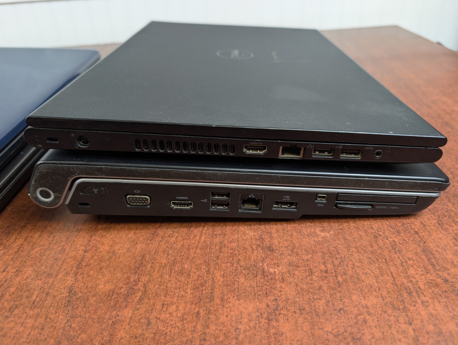 Lot 4 Dell Inspiron 15 & Studio 15.6” & 17” PP31L PP39L PP41L Windows Intel Core