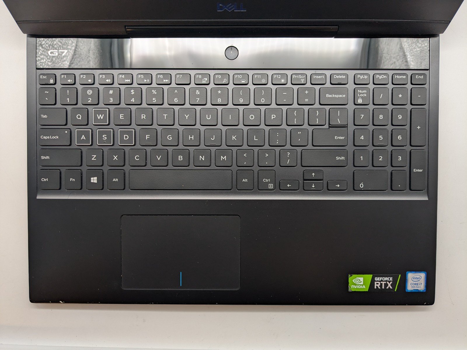 Dell G5 15 5590 15″ FHD I7-9750H 512GB 32GB W11 RTX 2080 Max-Q Backlit RGB 143Hz