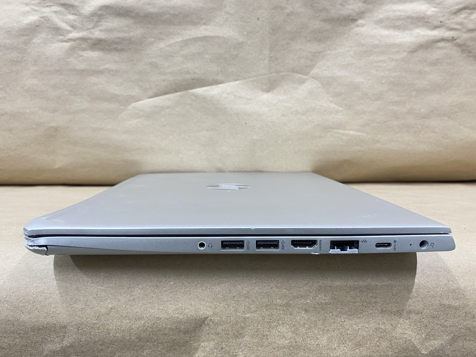 HP 440 G6 – 14″ 1366×768 – i5-8265U – 4GB – 128GB SSD – Win 11 Pro