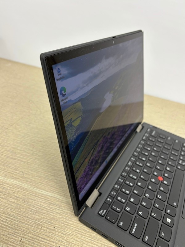 Lenovo ThinkPad X13 Yoga Gen 2 13″ i5-1145G7 16GB 256GB SSD W11P (screen issue)