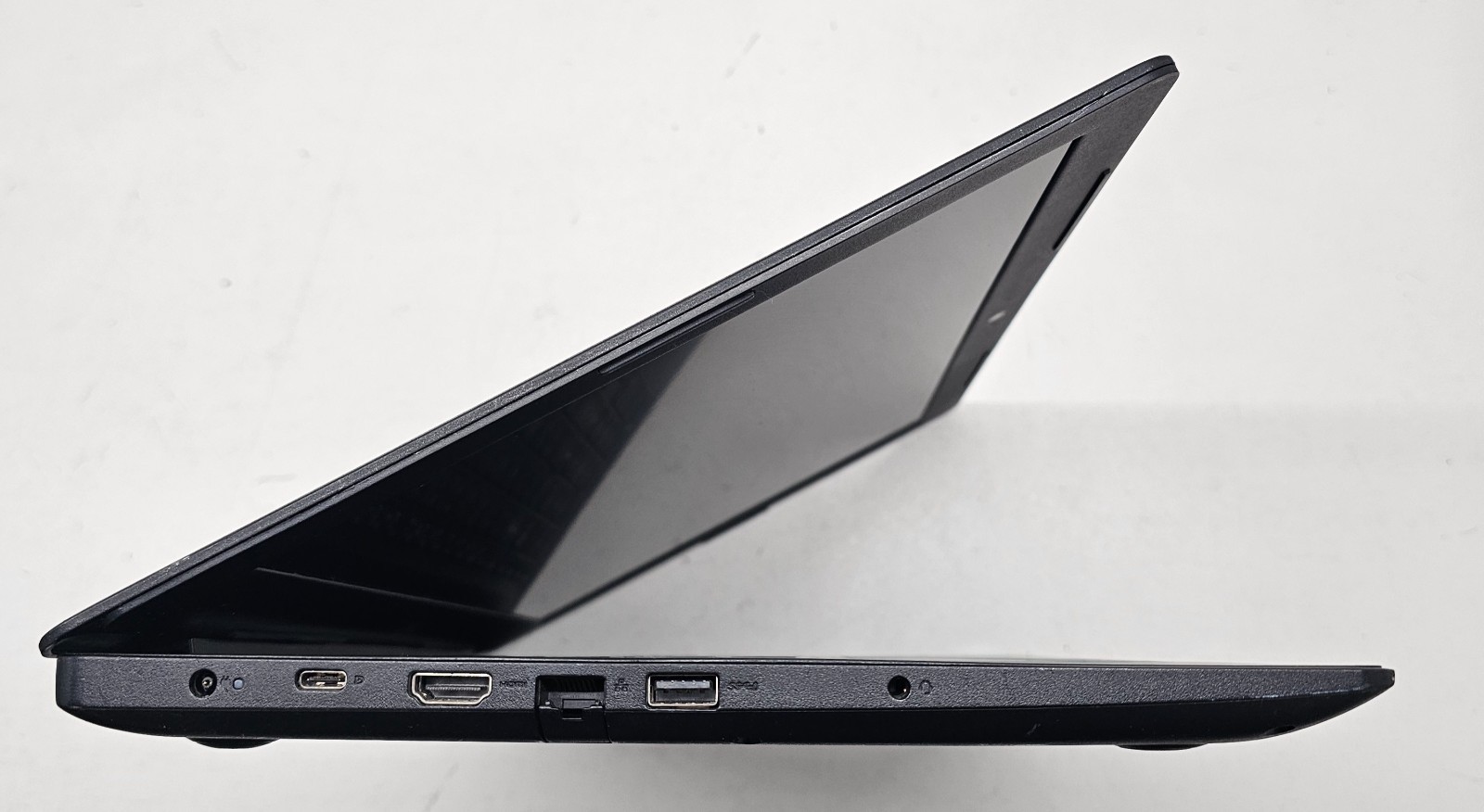 Dell Latitude 3590 15.6″ Laptop Intel i5-8250U 4GB RAM NO HD/OS (FL)