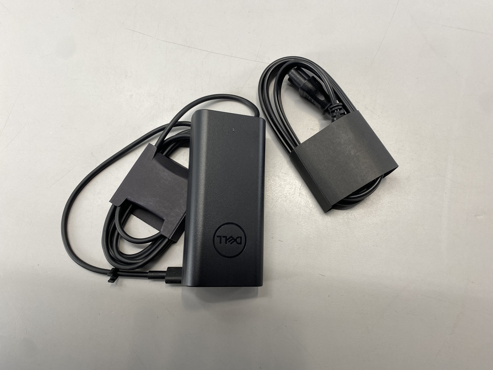 Dell Laptop Latitude 5550 15.6″ Intel Core Ultra 7 165U 512GB – Gray