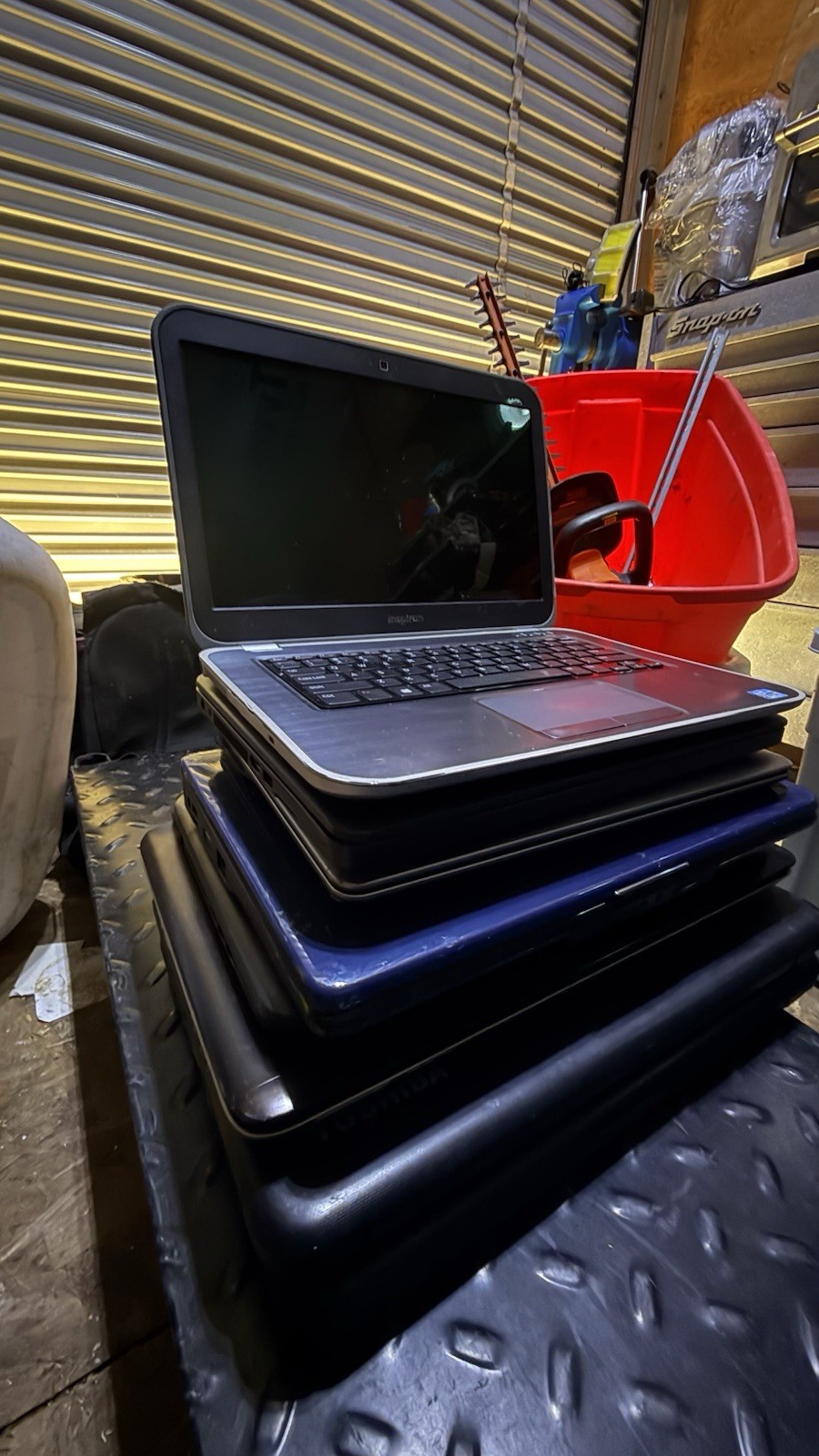 Mixed Laptop Lot Of 8 Parts Only Some Work Some Don’t