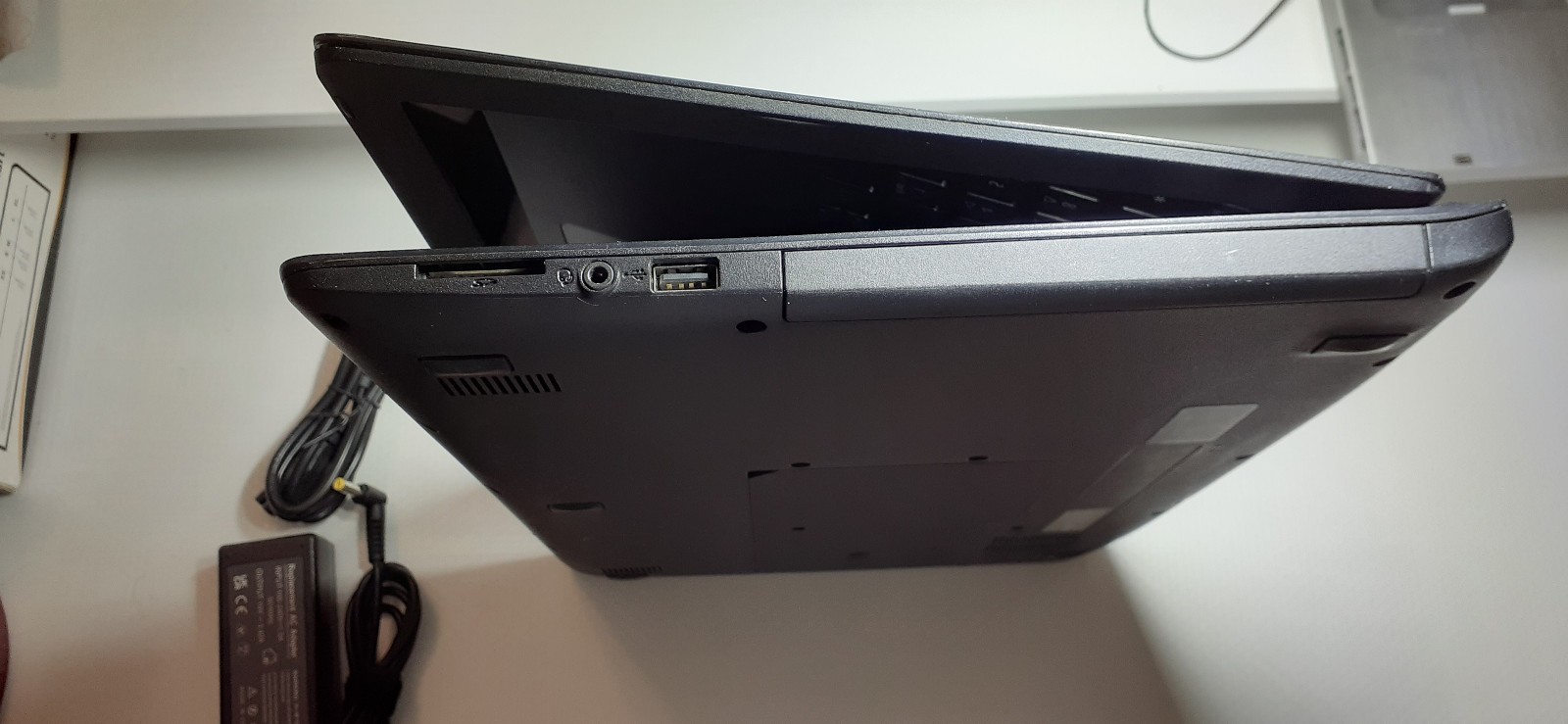 Acer Aspire ES1-533 [Intel Pentium N4200] [6GB DDR3] [240 GB SSD] [15.6″ HD]