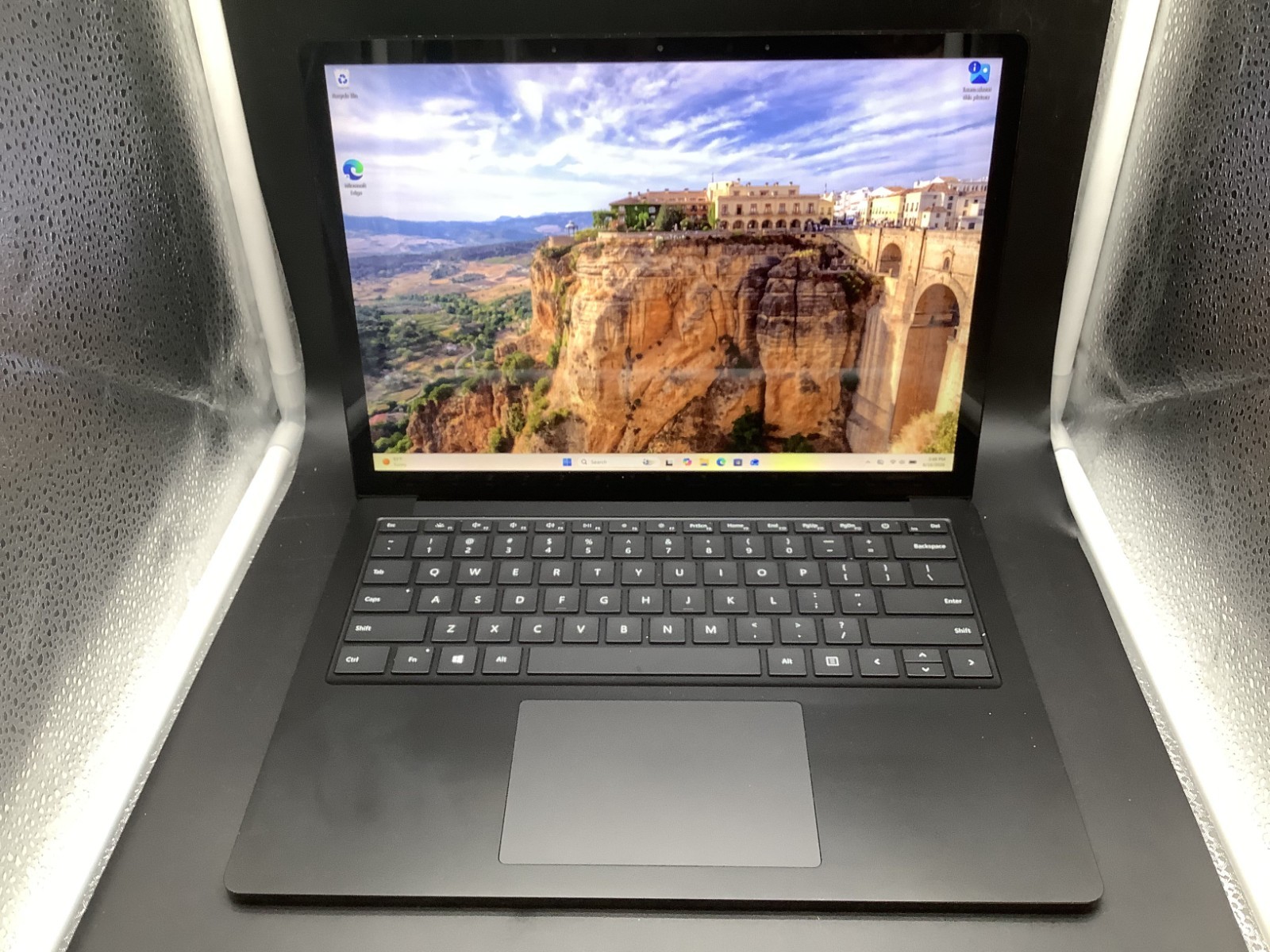 Microsoft Surface Laptop 3 13.5″ i5-1035G7 1.3GHz 16GB RAM 256GB SSD Read Desc 3