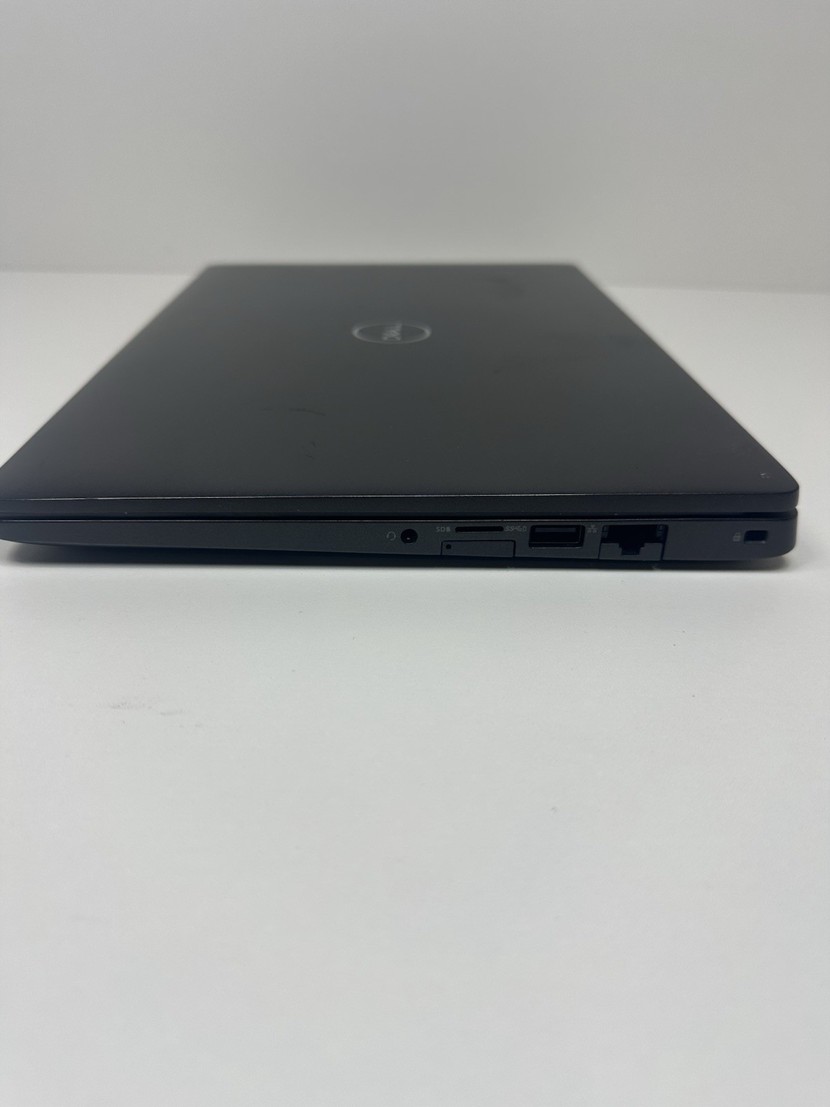 Dell Latitude 5300 13.3” Laptop i5-8365U 8GB RAM 128GB SSD Windows 10 Pro READ!