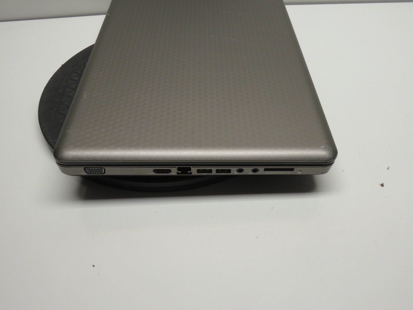HP G62-465DX Laptop Intel Core i3-M370 4GB Ram No HDD or Battery