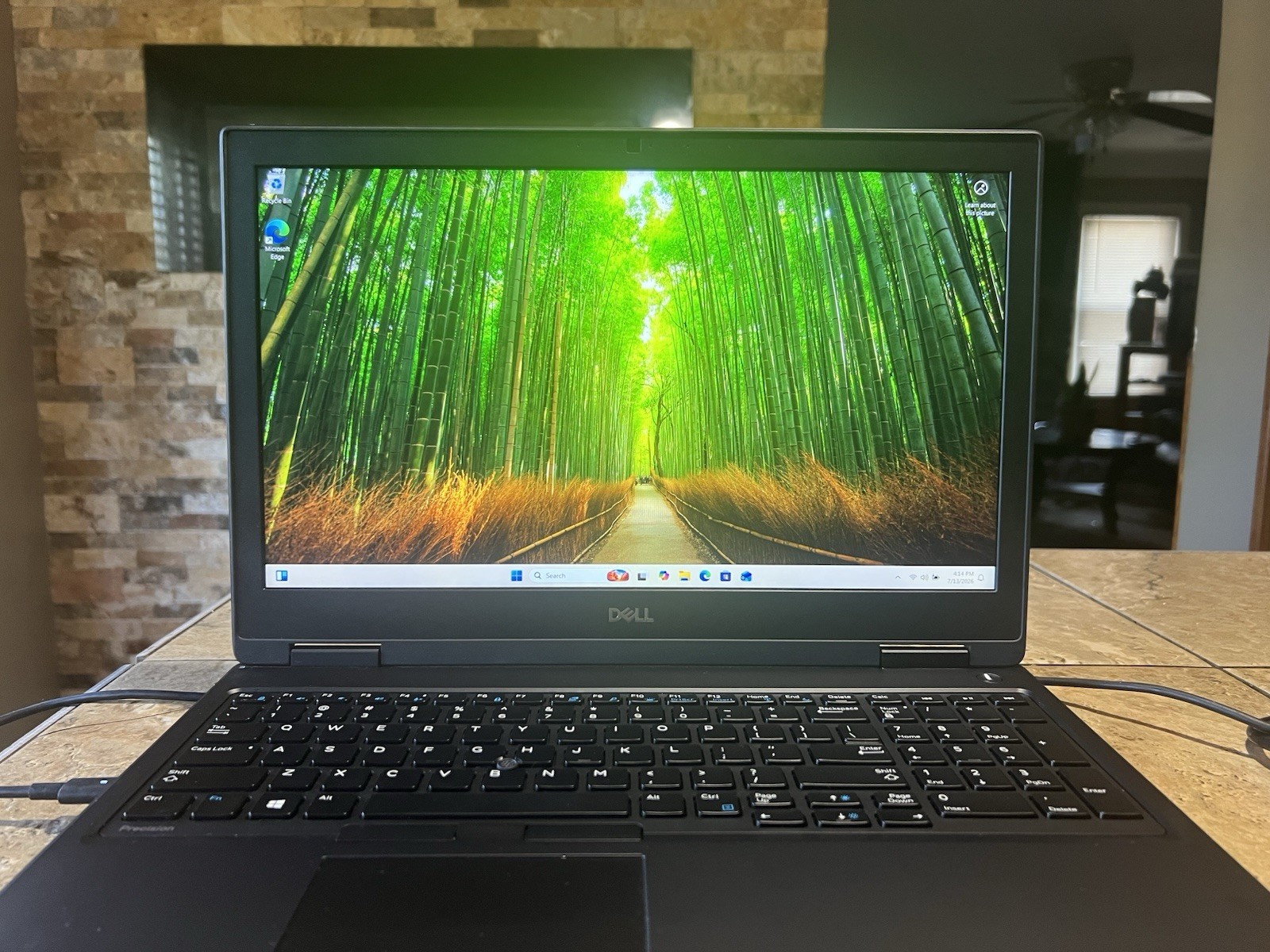 Dell Precision 7530 15.6″ Intel i7-8850H 16GB 512GB SSD Pro WX 4150 Win11