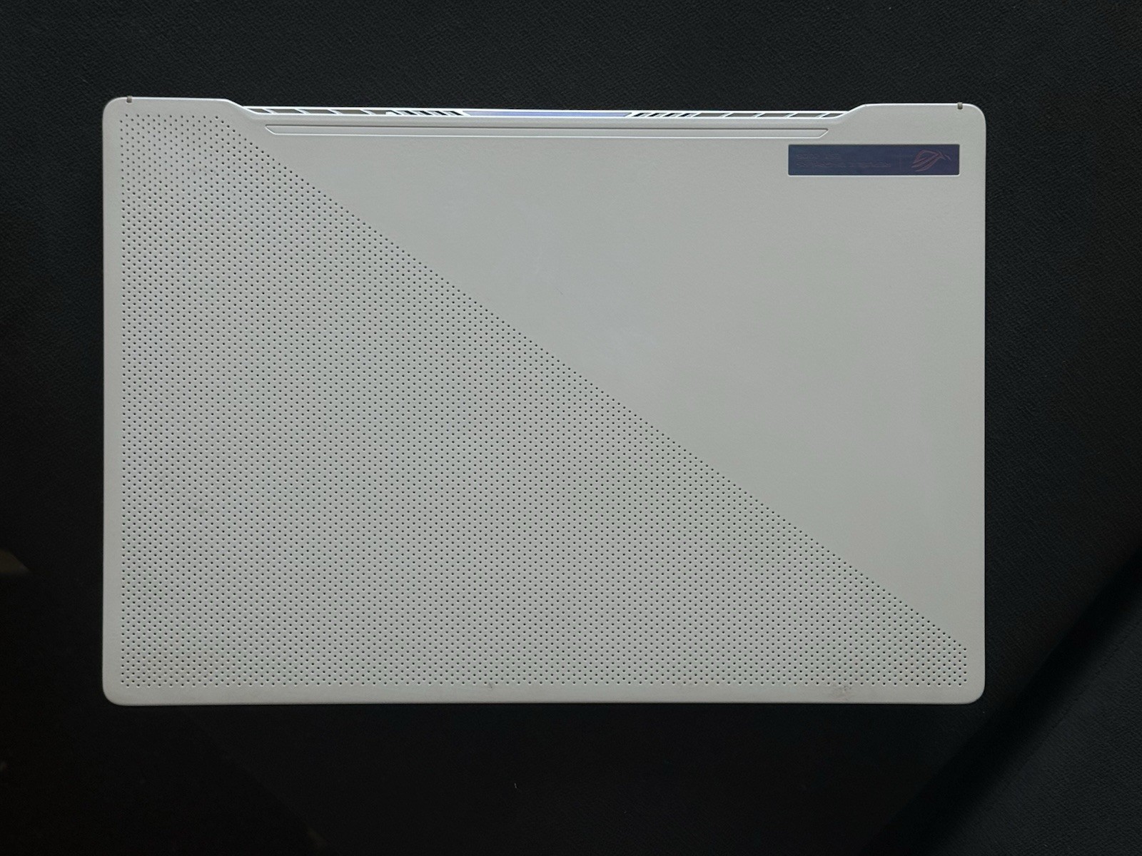 ASUS ROG Zephyrus G14 GA401QM Ryzen 9 16GB 1TB SSD RTX 3060 14″ White