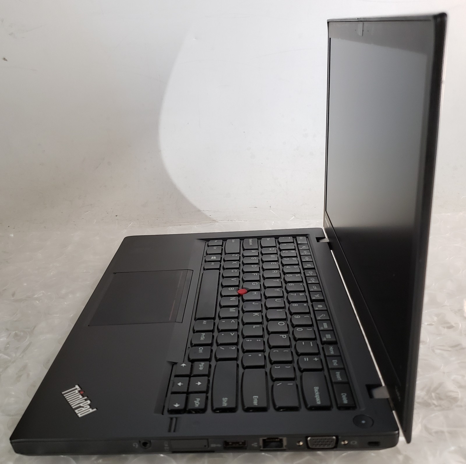 Lenovo ThinkPad T440s Intel Core i7-4600 12GB RAM 256GB SSD Win 11 Pro w/ 90w AC