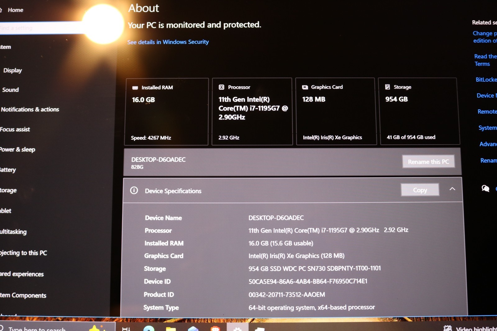 Lenovo Yoga 9 • 14″ 4K i7-1195G7 , 16GB RAM , 1TB SSD • 14ITL5 • MINT