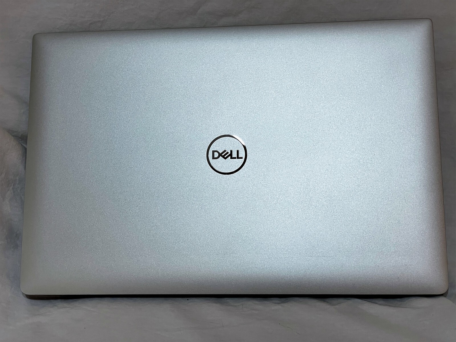 Dell XPS 15 7590 | i9-9980HK | 4K UHD OLED | 64GB | 1TB