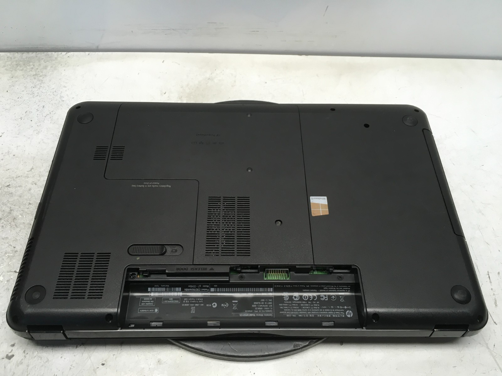 HP Pavilion G7-2246NR AMD A6-4400M 2700MHz 6 GB NO HDD No Batt