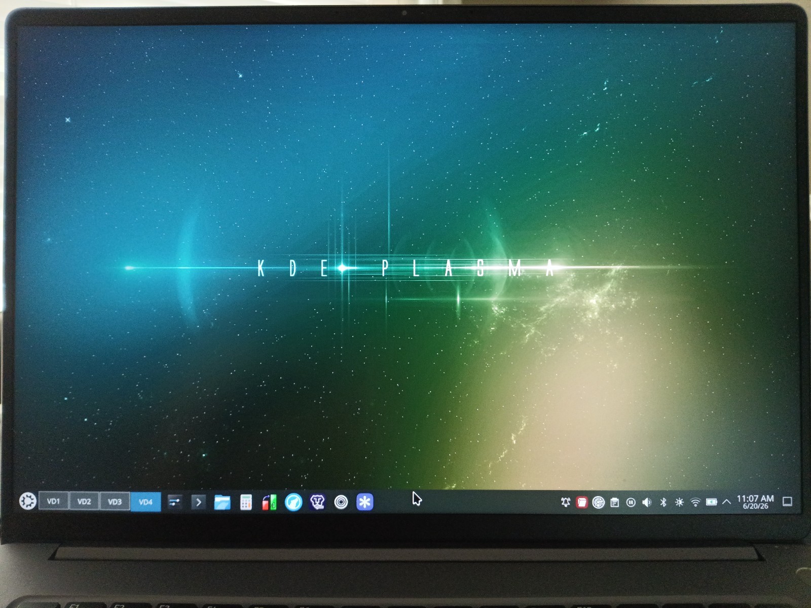 System76 Pangolin Laptop 16″, AMD Ryzen 9-8945HS, 32GB RAM, 1TB SSD, Mint Cond!!