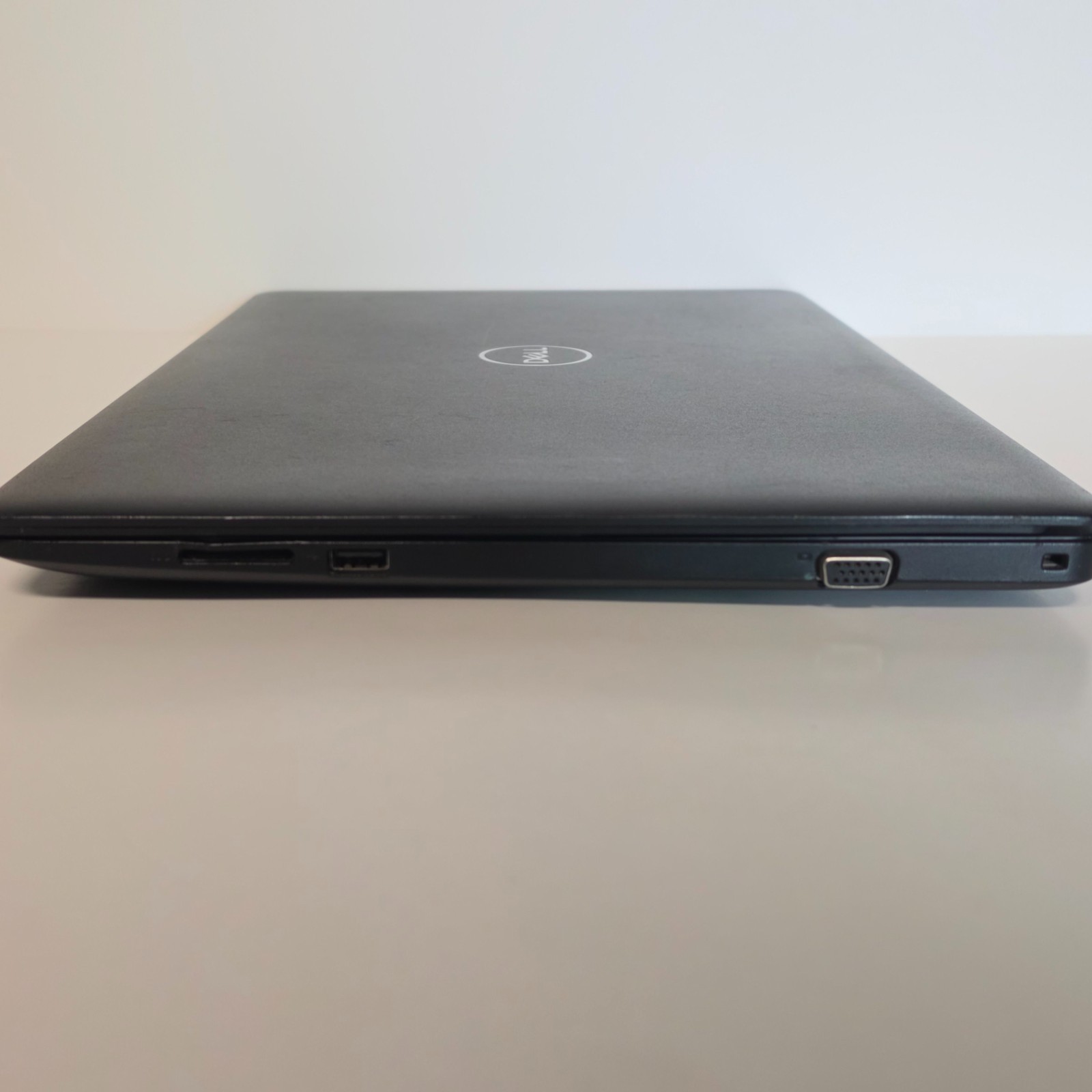 Dell Latitude 3590 Laptop PC | Intel Core I3-6006U 2.00GHZ | 8GB Ram | No HDD A5