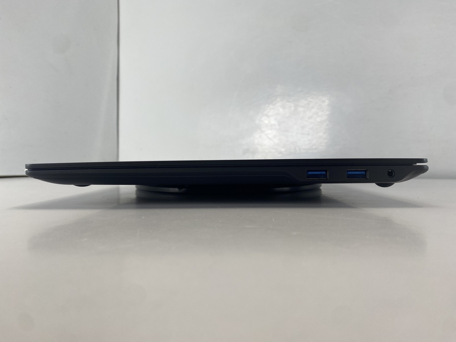 LG Laptop 16Z90TR-E.ADB6U1 16″ Intel Core Ultra 7 255H 1TB RTX 5050- Black