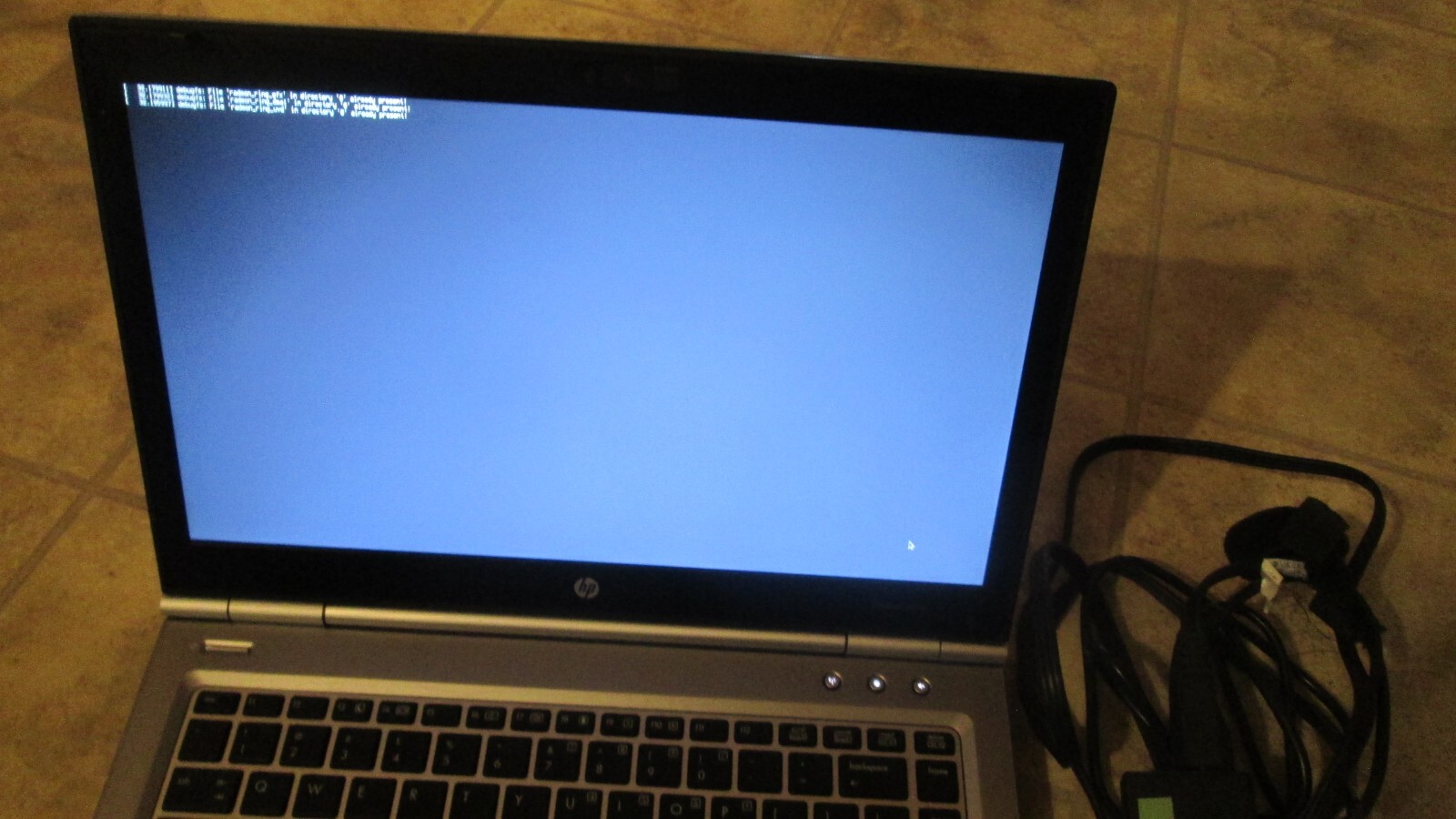 HP ELITEBOOK 8470p 14″ Core i5-3230M 2.60GHz/ 8GB /160GB SSD /OS Zorin
