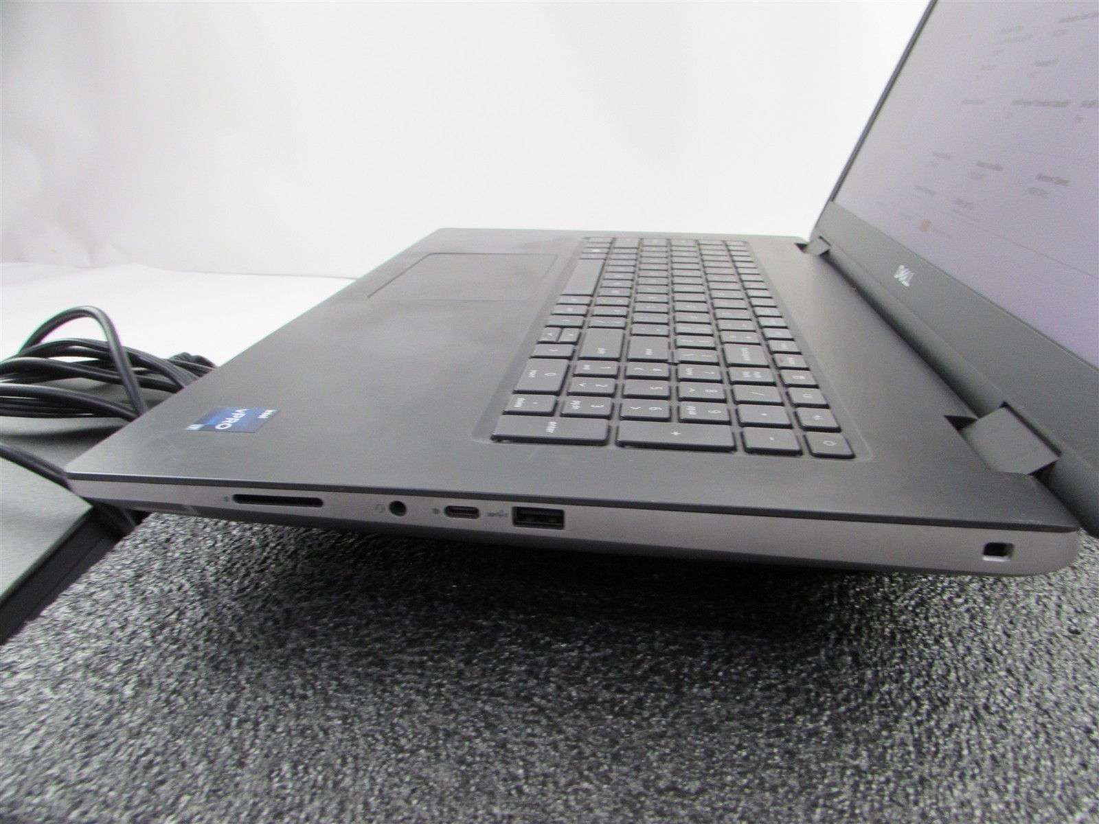 DELL PRECISION 7770 1920×1080 FHD I7-12850HX 512GB 32GB RAM RTX A3000 WIN 11 PRO