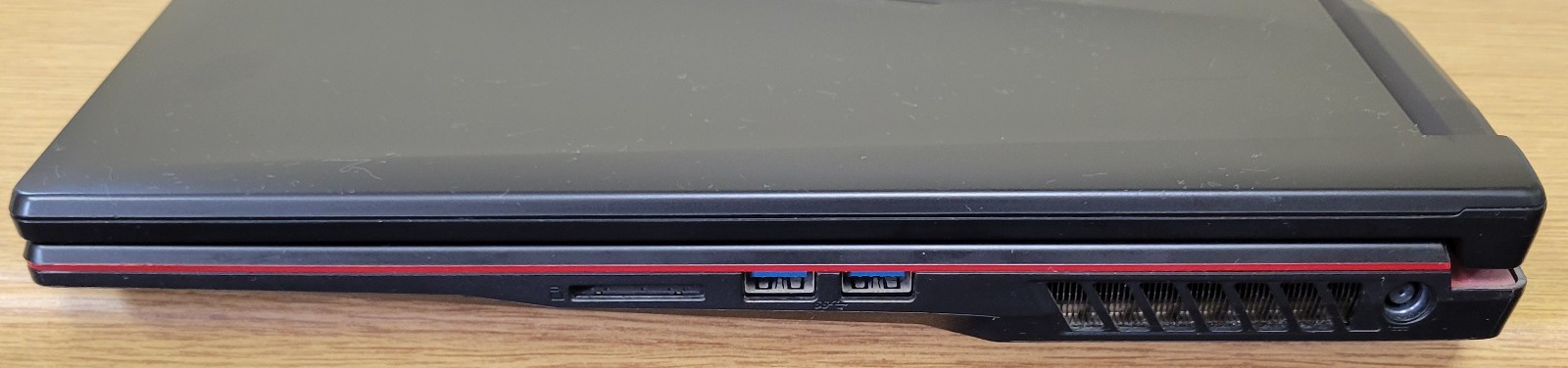 MSI MS-17C6 Gaming Laptop i7-8750H 2.2GHz 16GB 512GB SSD Gtx 1050Ti No OS PARTS