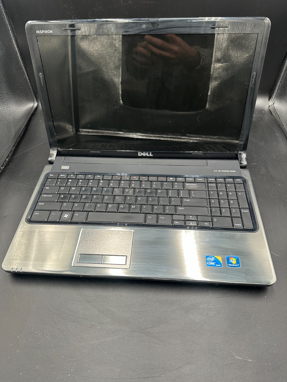 Dell Inspiron 1564 15.6” Laptop i3 M330 4GB RAM 320GB HDD Windows 10