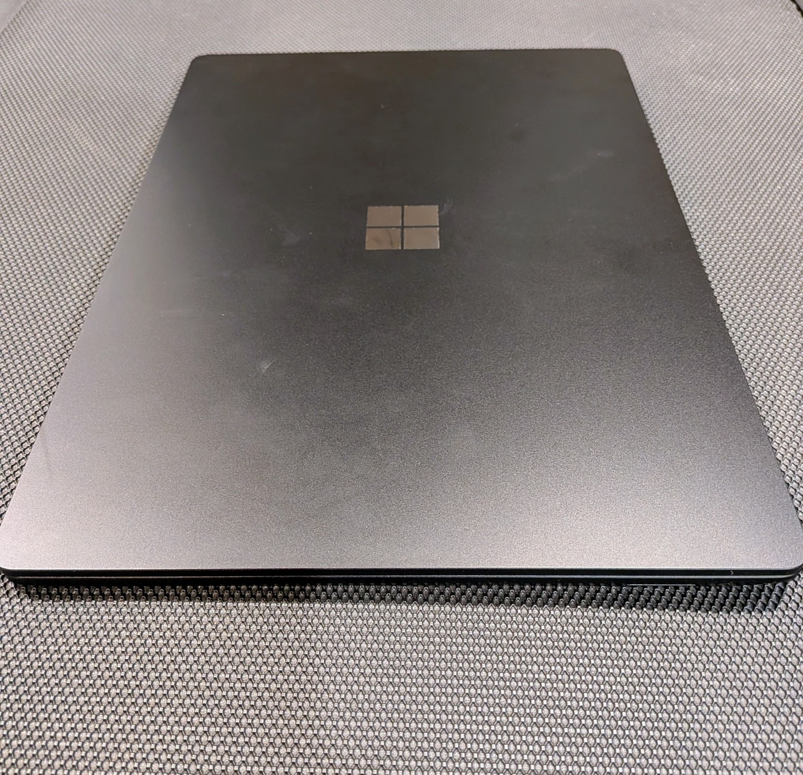 Microsoft Surface Laptop 4 Model 1951 13.5 8GB 256GB SSD