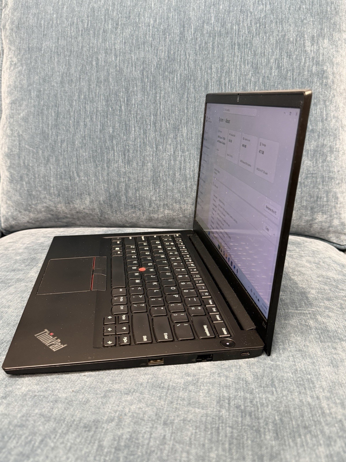 Lenovo ThinkPad E14 Gen 2 AMD Ryzen 7 4700U 8GB RAM 256GB SSD Win11P